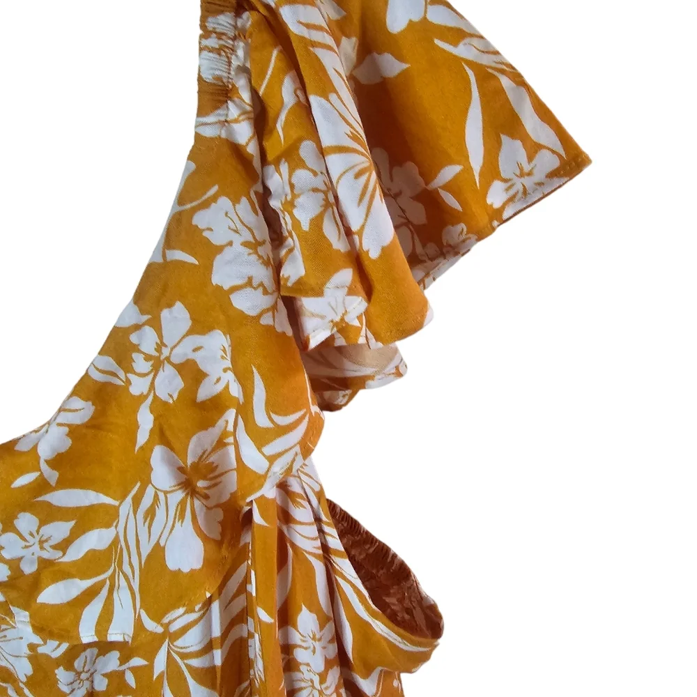 Taylor Street women's ruffle sleeves smocked gold and white floral dress size 3X